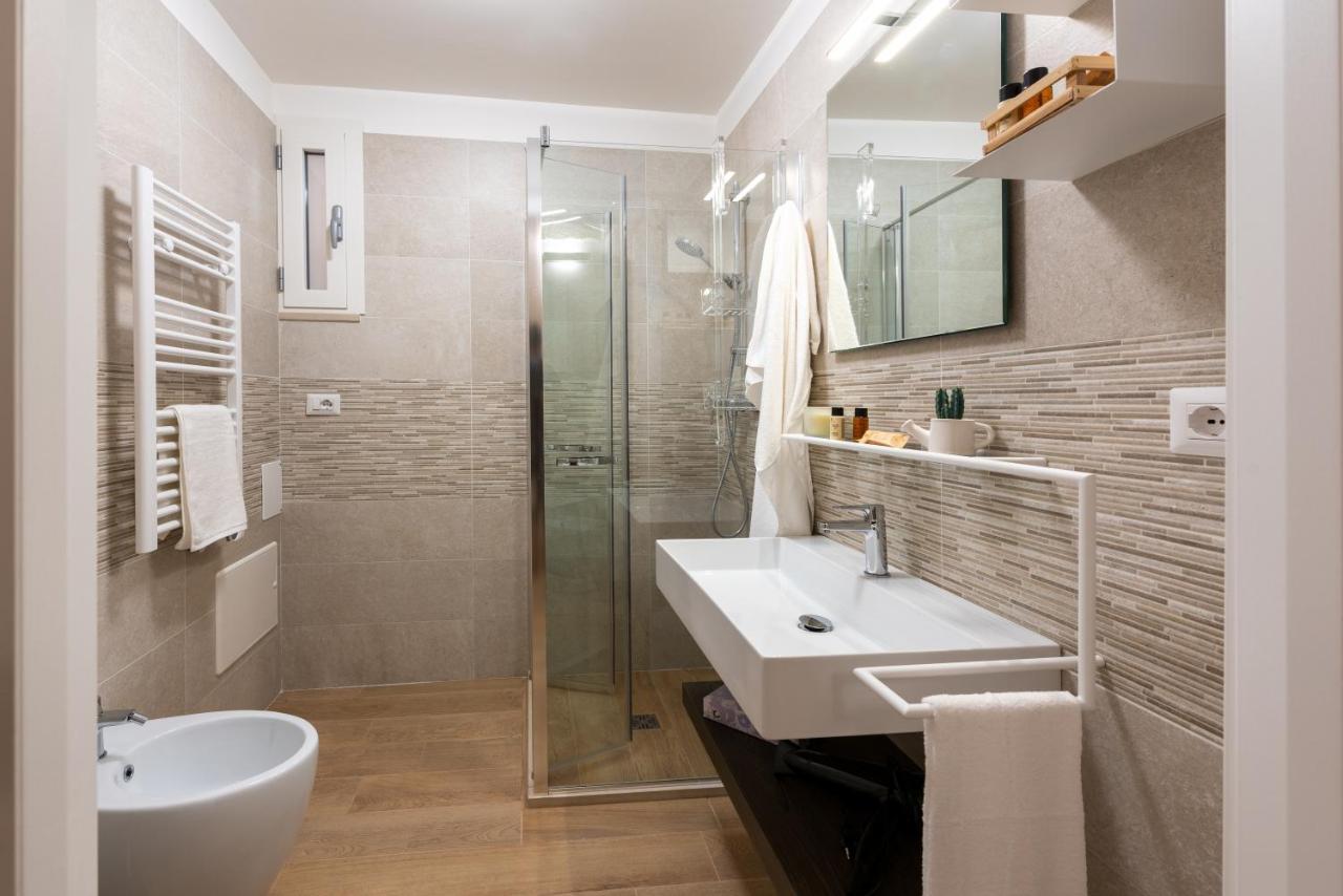 Dimora Le Volte Bed & Breakfast Lecce Exterior photo